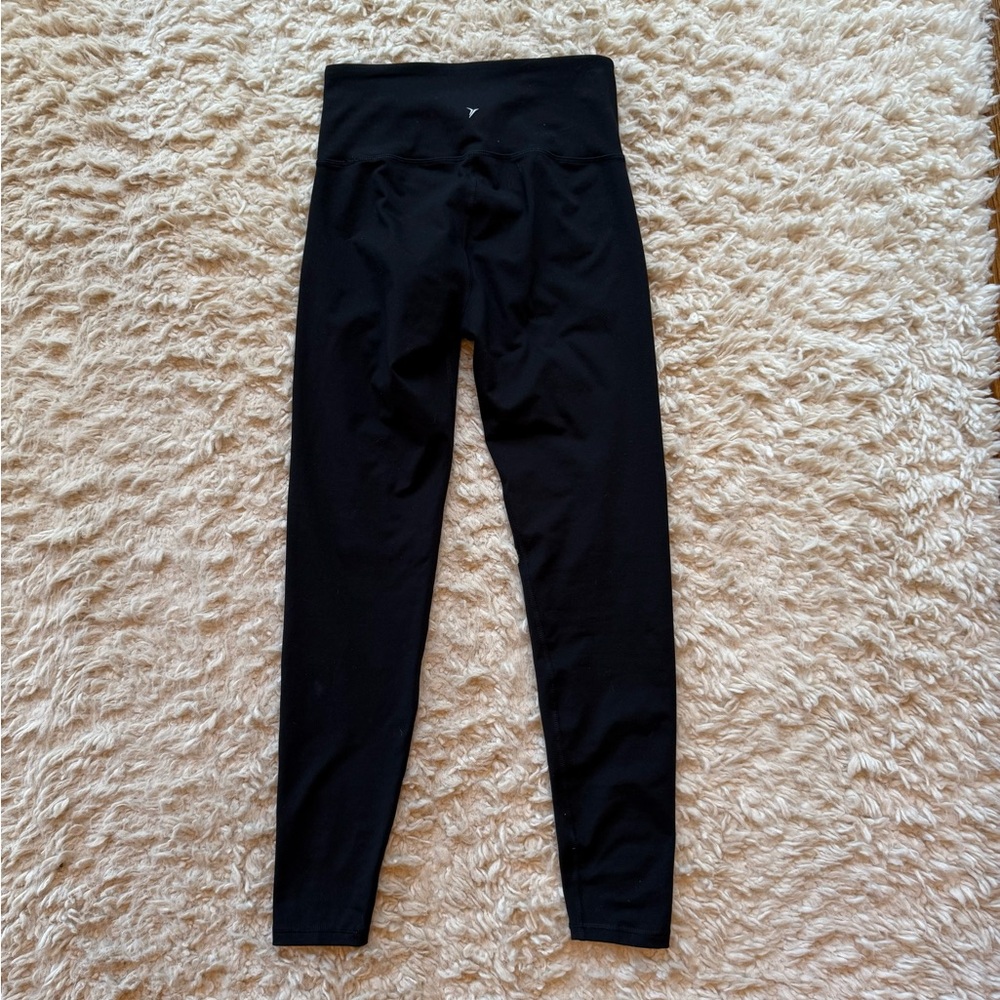 Old Navy active brand black athletic leggings Women’s size medium - Picture 3 of 4